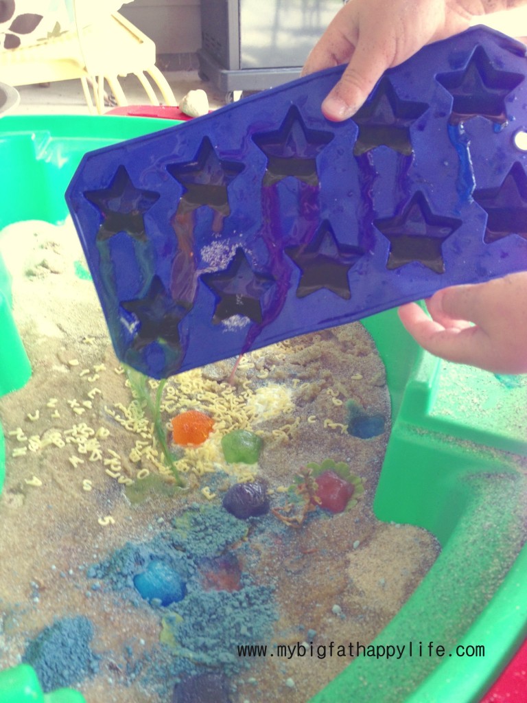 Imaginative Play: Messy Potion Fun | mybigfathappylife.com