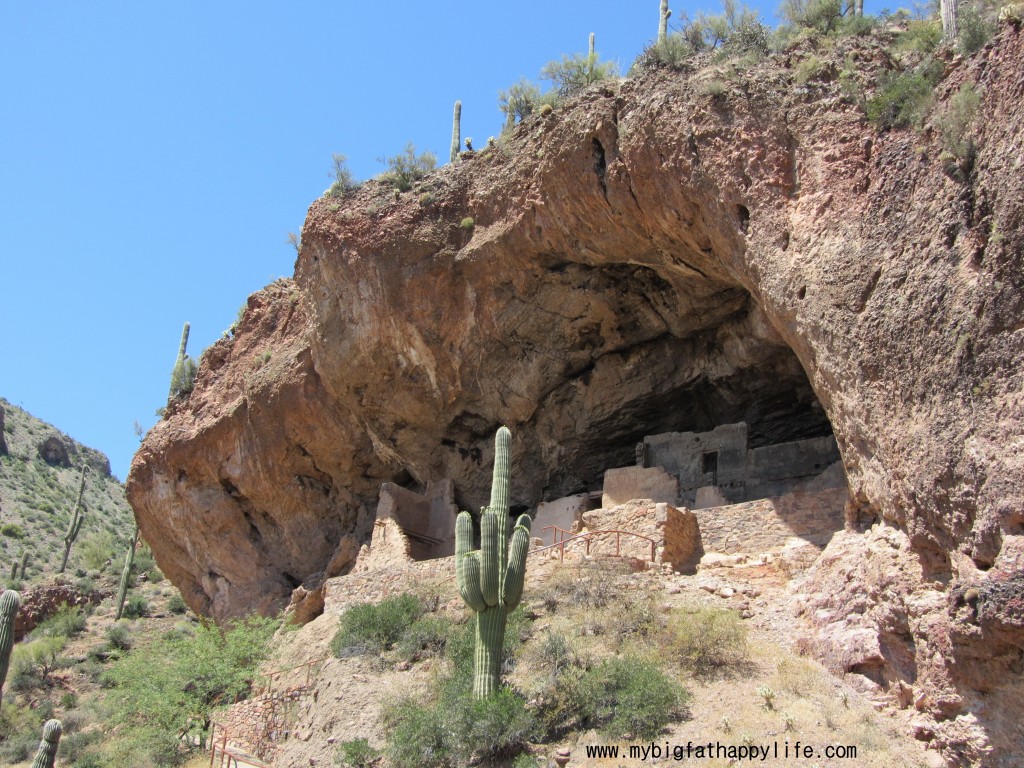 Tonto National Monument Cliff Dwellings in Arizona | mybigfathappylife.com