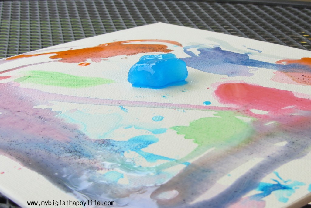 Ice Cube Painting #artsandcrafts | mybigfathappylife.com