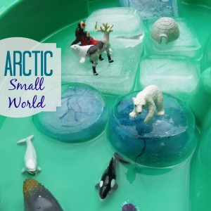 Arctic Small World Play #playmatters | mybigfathappylife.com