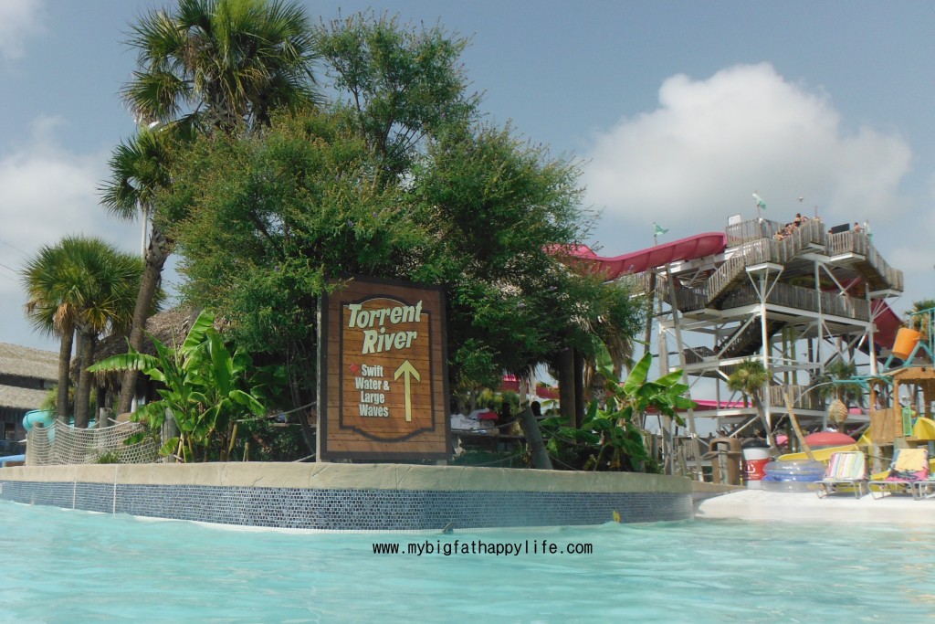 5 Tips for Getting the Most Out of Your Trip to Schlitterbahn Waterpark Galveston Island, Texas #schlitterbahn #waterpark #waterslide #Galveston #Texas | mybigfathappylife.com