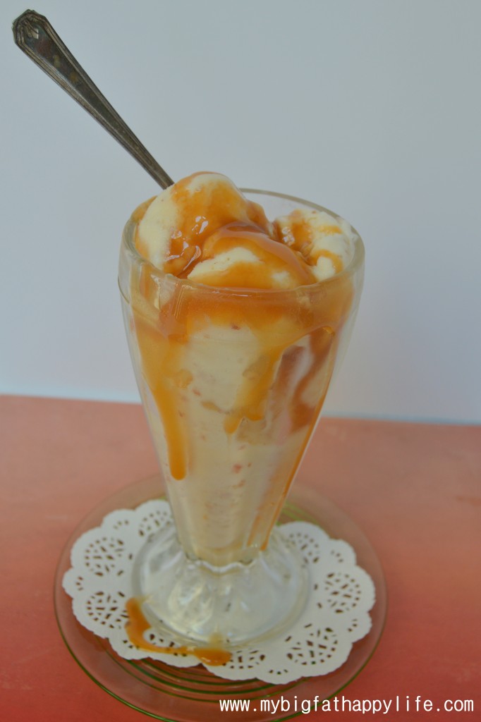 Skinny Caramel Apple Ice Cream #recipe #dessert #fall | mybigfathappylife.com