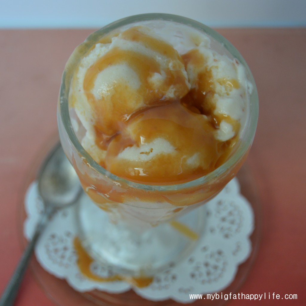 Skinny Caramel Apple Ice Cream #recipe #dessert #fall | mybigfathappylife.com