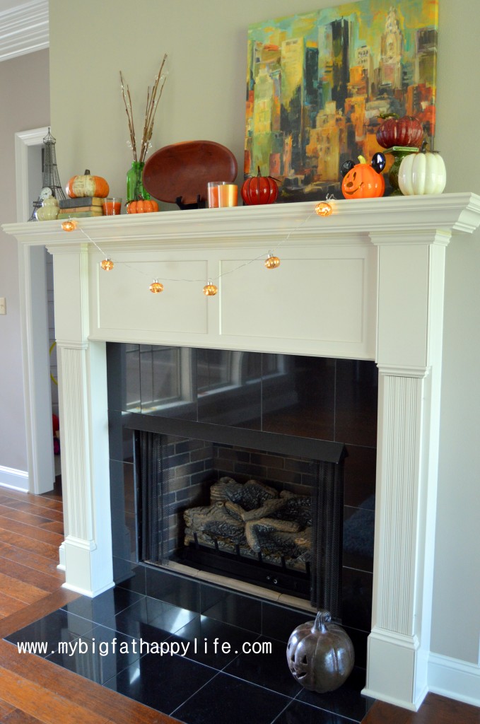 Fall Mantel #falldecorating #falldecor #autumn | mybigfathappylife.com