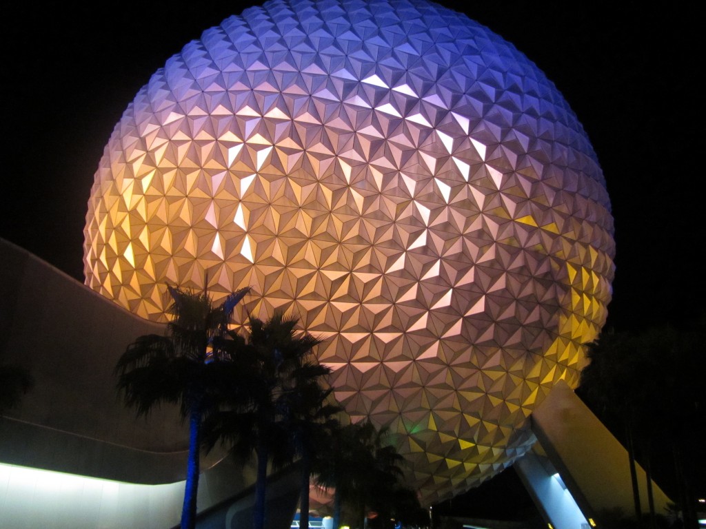 10 Tips for Epcot's International Food and Wine Festival #epcot #waltdisneyworld #foodandwinefestival | mybigfathappylife.com