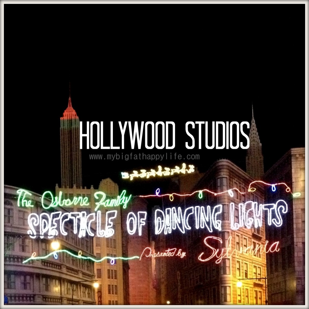 Hollywood Studios: Osborne Family Spectacle of Dancing Lights #WaltDisneyWorld #DisneyWorld #Christmas #OsborneFamily | mybigfathappylife.com