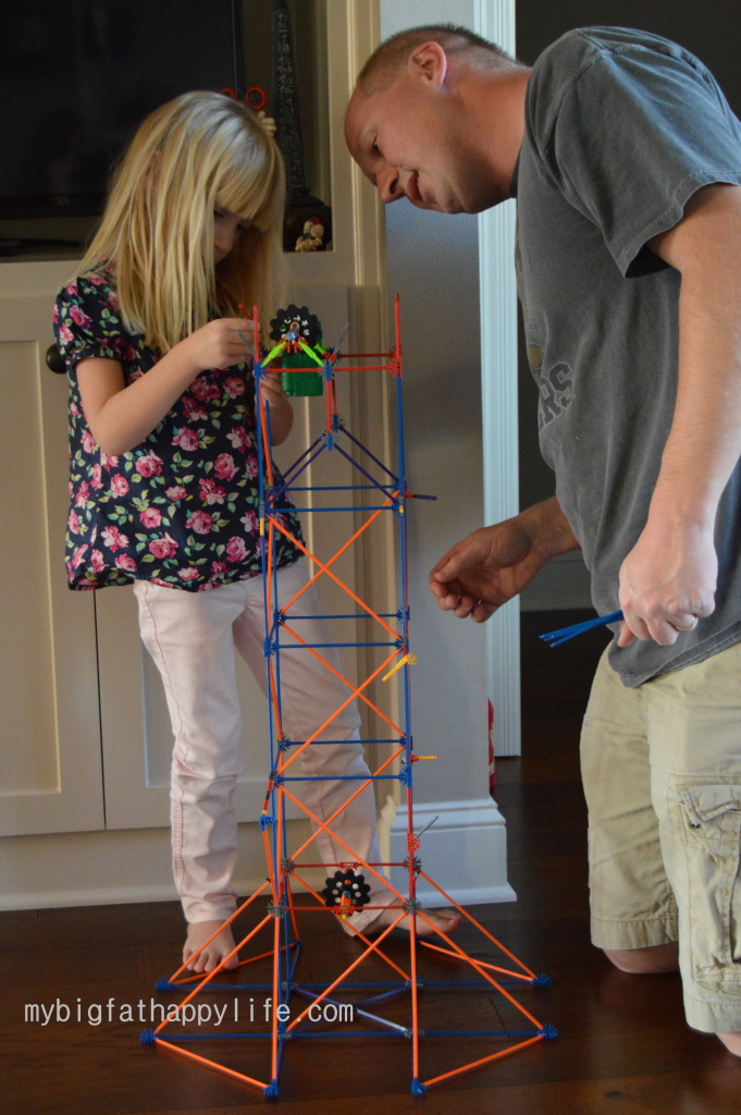 K’NEX® Star Shooter Roller Coaster #ChosenByKids Review #Christmas | mybigfathappylife.com