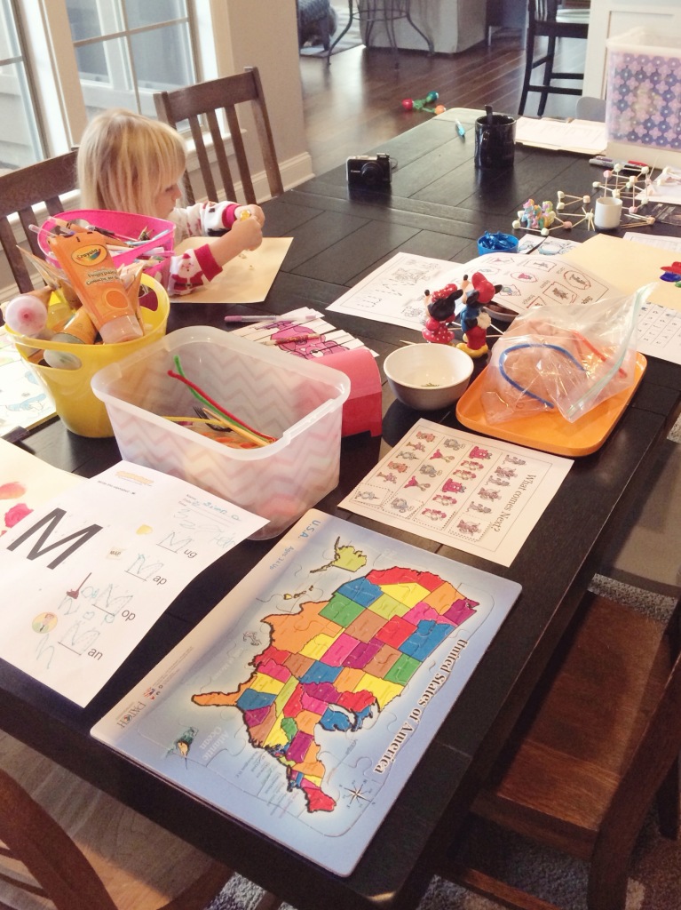 Early Learning: Letter M #preschool #homeschool #science #artsandcrafts | mybigfathappylife.com