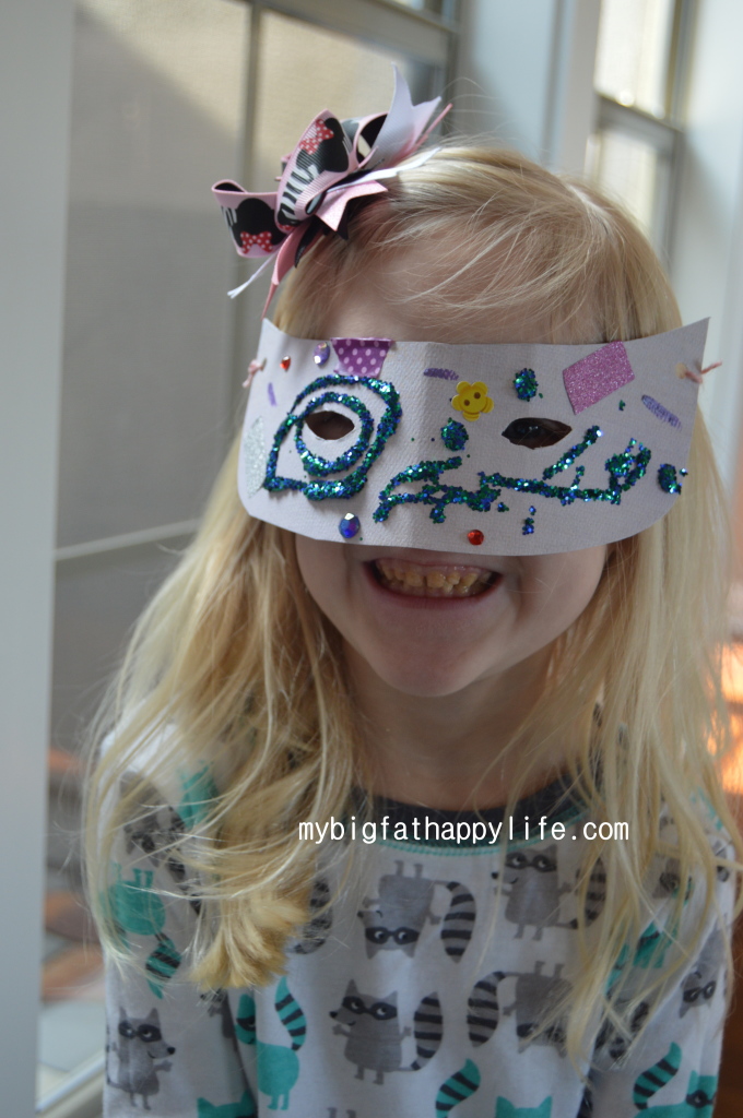Make a Mardi Gras Mask, Kids Activity, Arts and Crafts | mybigfathappylife.com