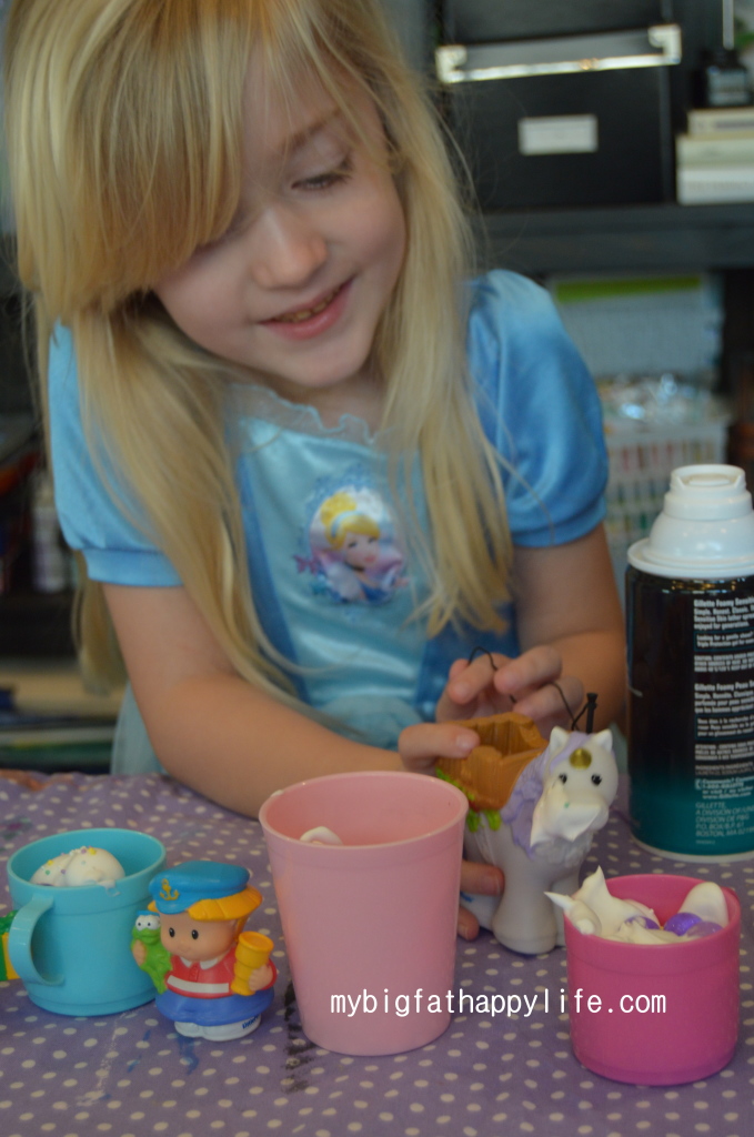 Imaginative Play with Water Beads, making ice cream, milkshakes and sundae | mybigfathappylife.com