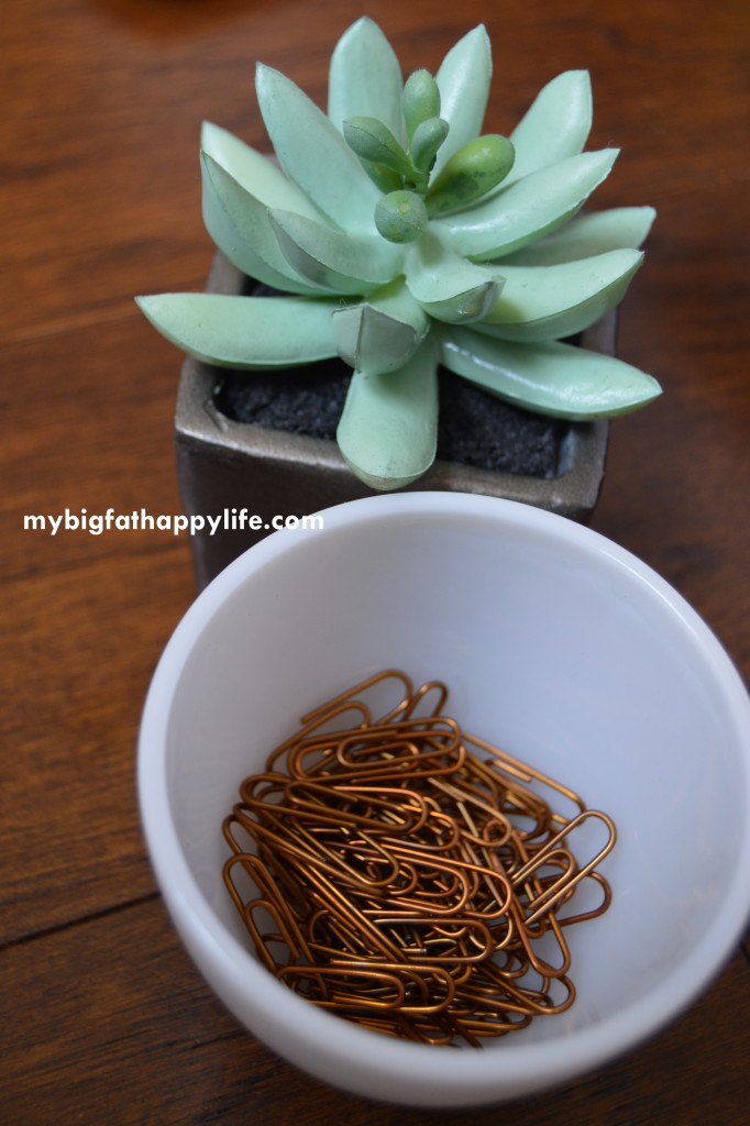 Organizing Your Desk with Vintage Finds | mybigfathappylife.com