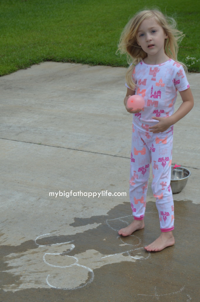 Water Balloon Fight with Sight Words and CVC Words; preschool, early learning | mybigfathappylife.com