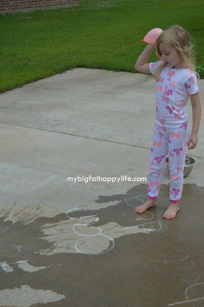 Water Balloon Fight with Sight Words and CVC Words; preschool, early learning | mybigfathappylife.com