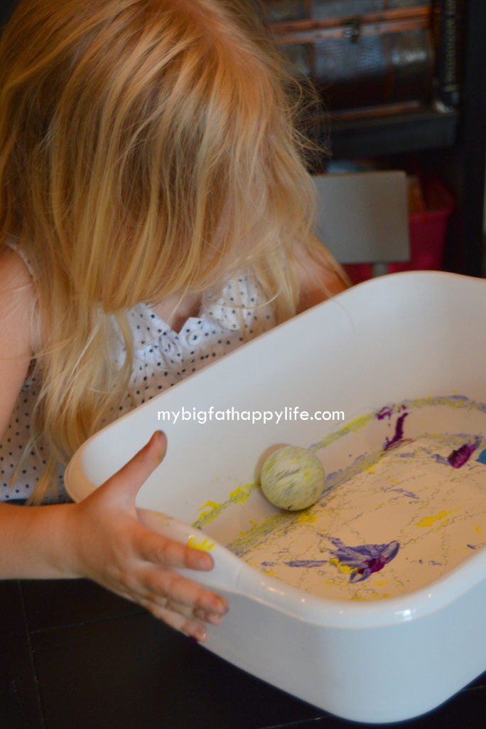 Golf Ball Painting, kids arts and crafts | mybigfathappylife.com