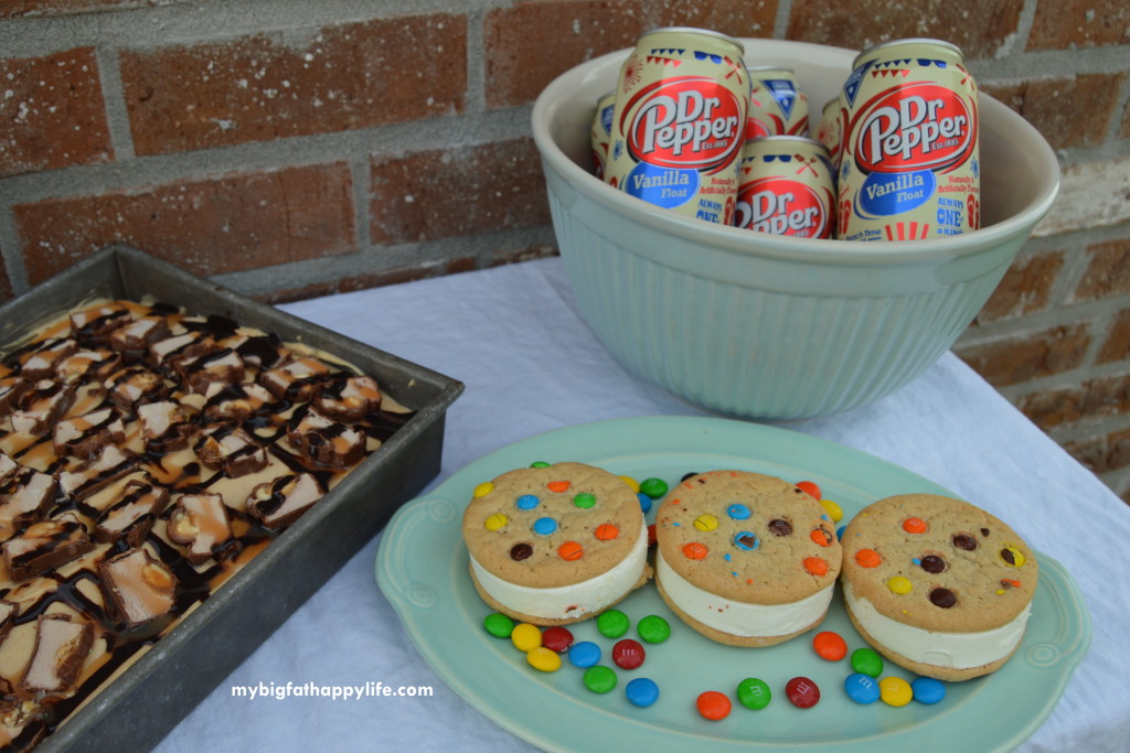 SNICKERS® Ice Cream Bar Cake Recipe #ShareFunshine #ad | mybigfathappylife.com