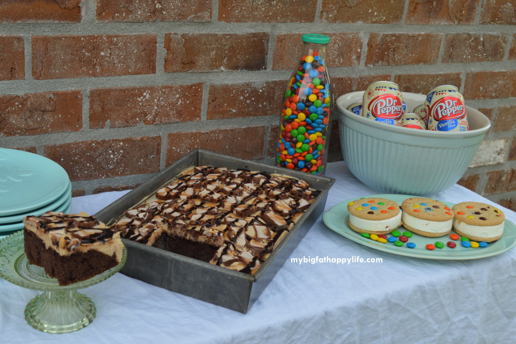 SNICKERS® Ice Cream Bar Cake Recipe #ShareFunshine #ad | mybigfathappylife.com