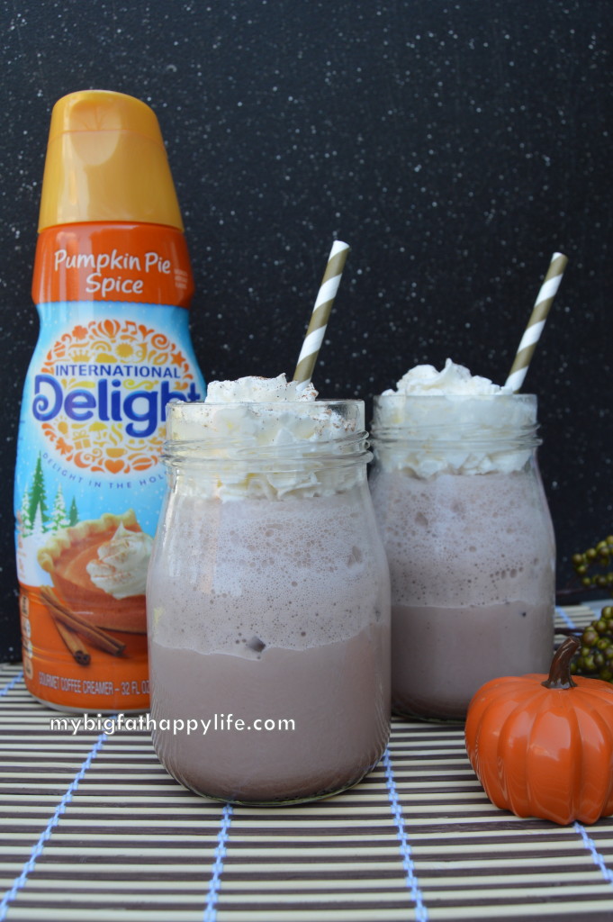 Frozen Pumpkin Pie Hot Chocolate #DelightfulMoments #ad | mybigfathappylife.com