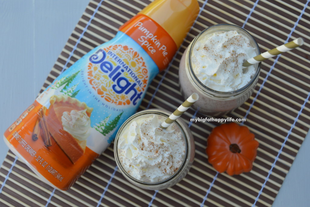 Frozen Pumpkin Pie Hot Chocolate #DelightfulMoments #ad | mybigfathappylife.com