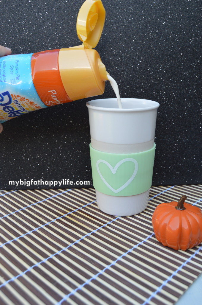 Frozen Pumpkin Pie Hot Chocolate #DelightfulMoments #ad | mybigfathappylife.com