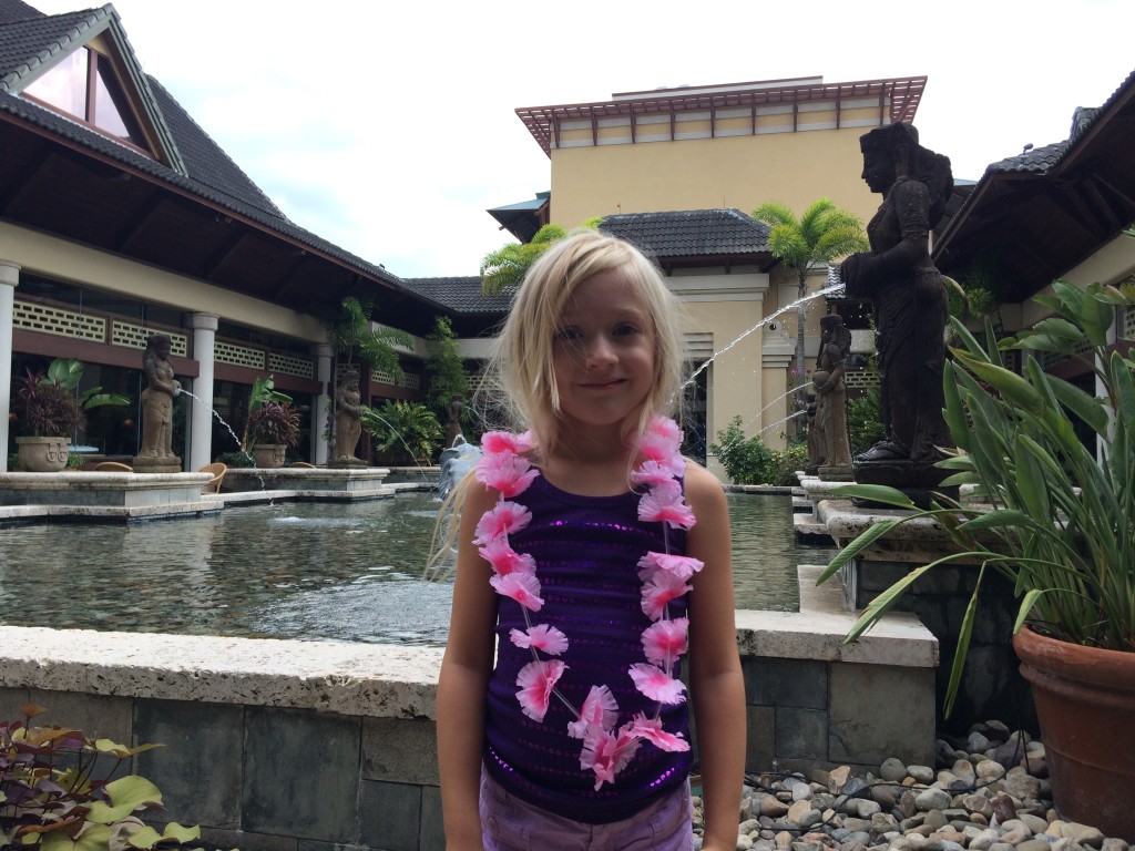 Loews Royal Pacific Resort Review at Universal Studios Orlando | mybigfathappylife.com