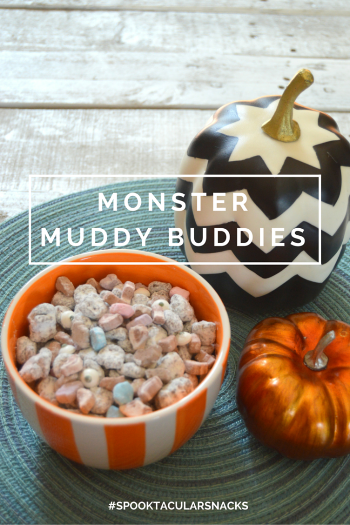 Monster Muddy Buddies #SpooktacularSnacks #GetYourBettyOn #ad | mybigfathappylife.com