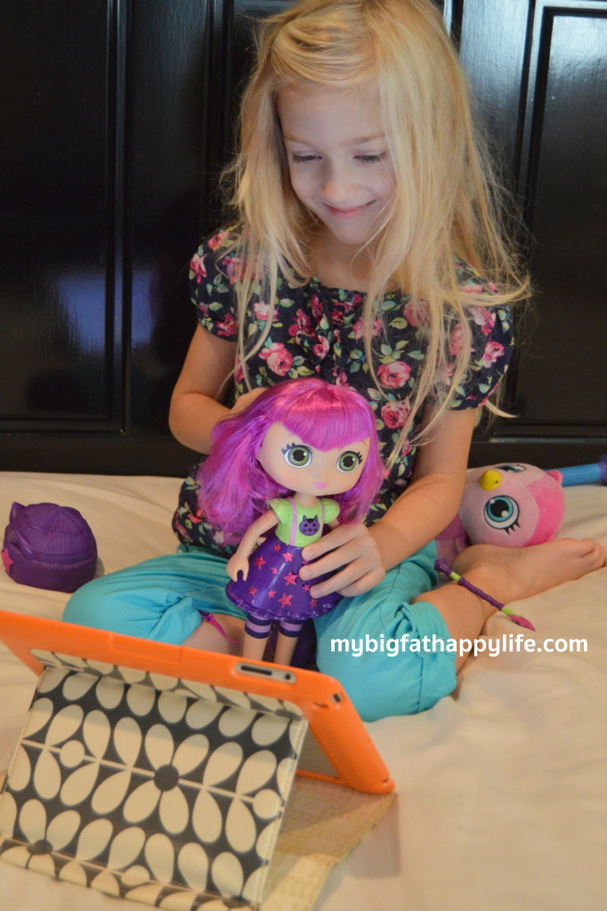 Imaginative Play with Little Charmers #SparkleUp #LittleCharmers #CG #ad | mybigfathappylife.com