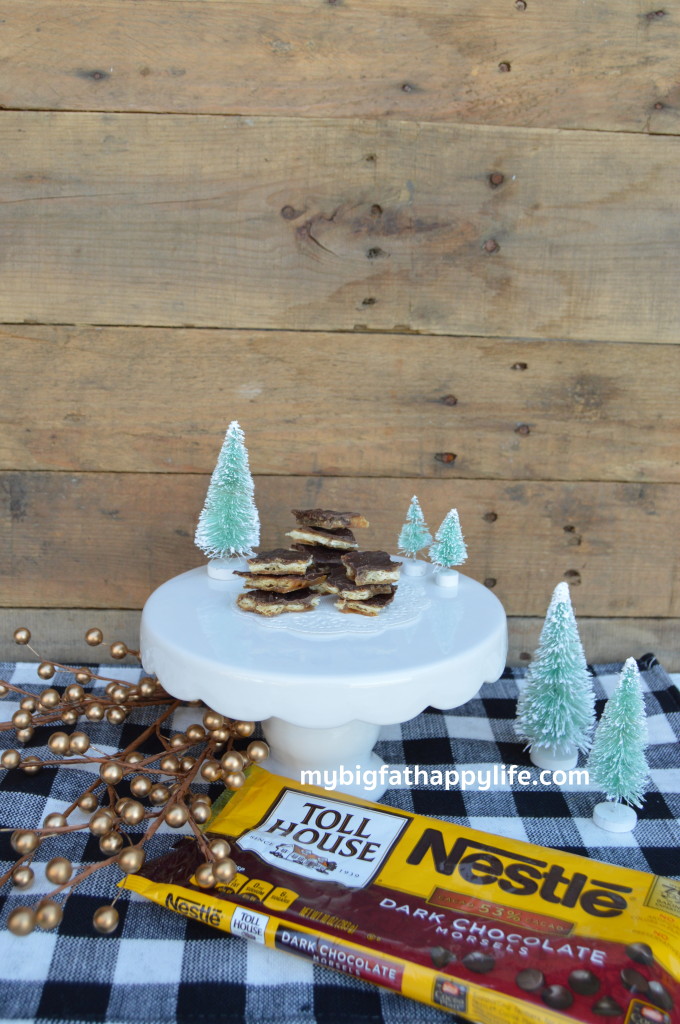 Chocolate Toffee Crunch - a perfect holiday treat #HolidayRemix #NestleTollhouse #ad #BakeSomeonesDay | mybigfathappylife.com