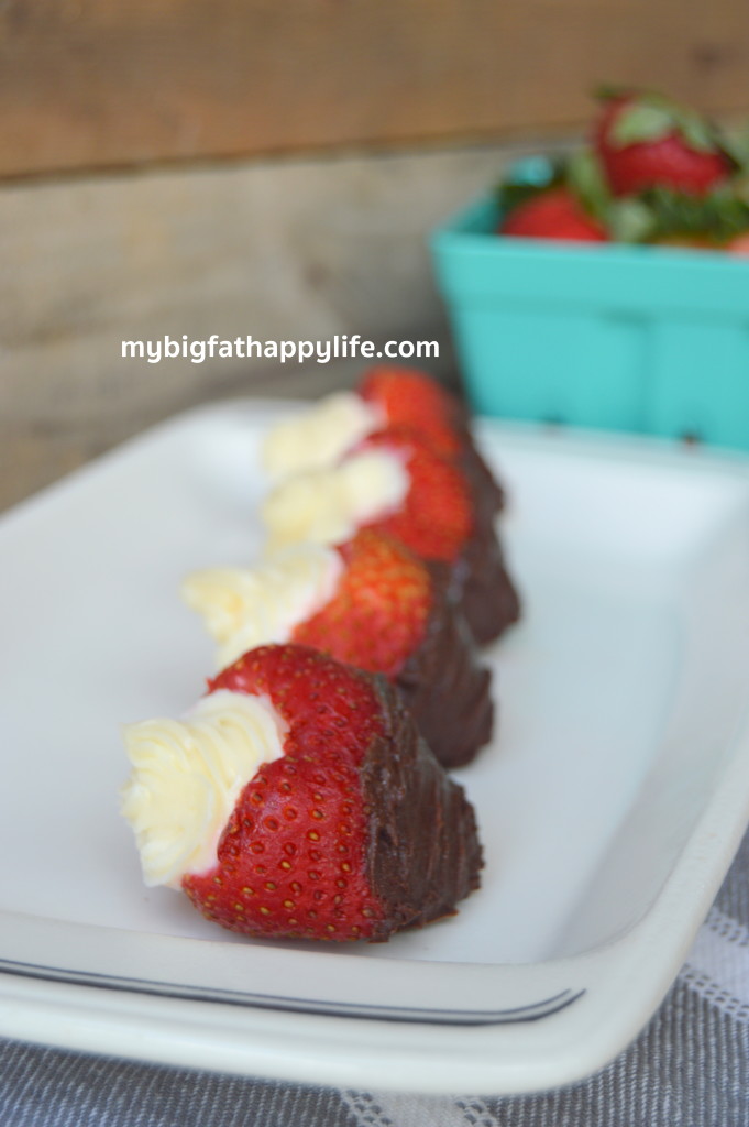 Cheesecake Stuffed Chocolate Covered Strawberries | mybigfathappylife.com