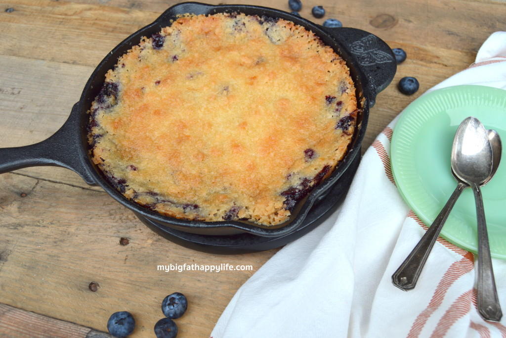 Blueberry Skillet Cobbler - the perfect summer time dessert | mybigfathappylife.com