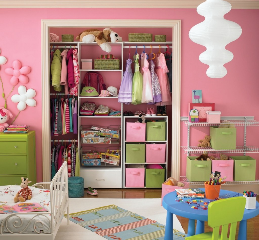 Organizing Your Child’s Closet to Foster Self-Sufficiency