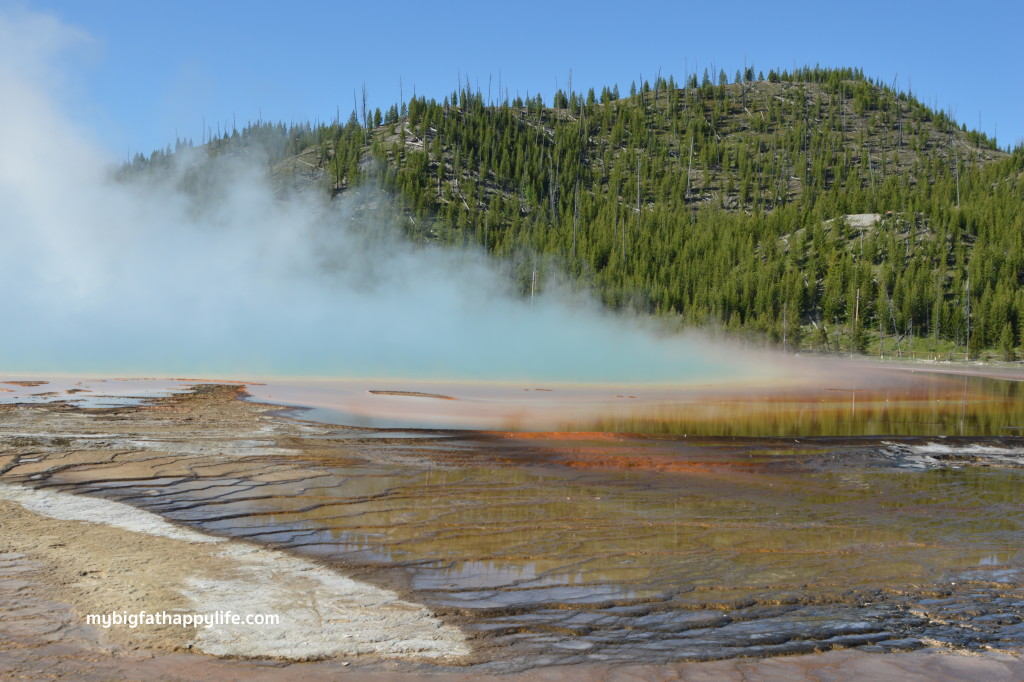 Top 10 Things to Do at Yellowstone National Park | mybigfathappylife.com