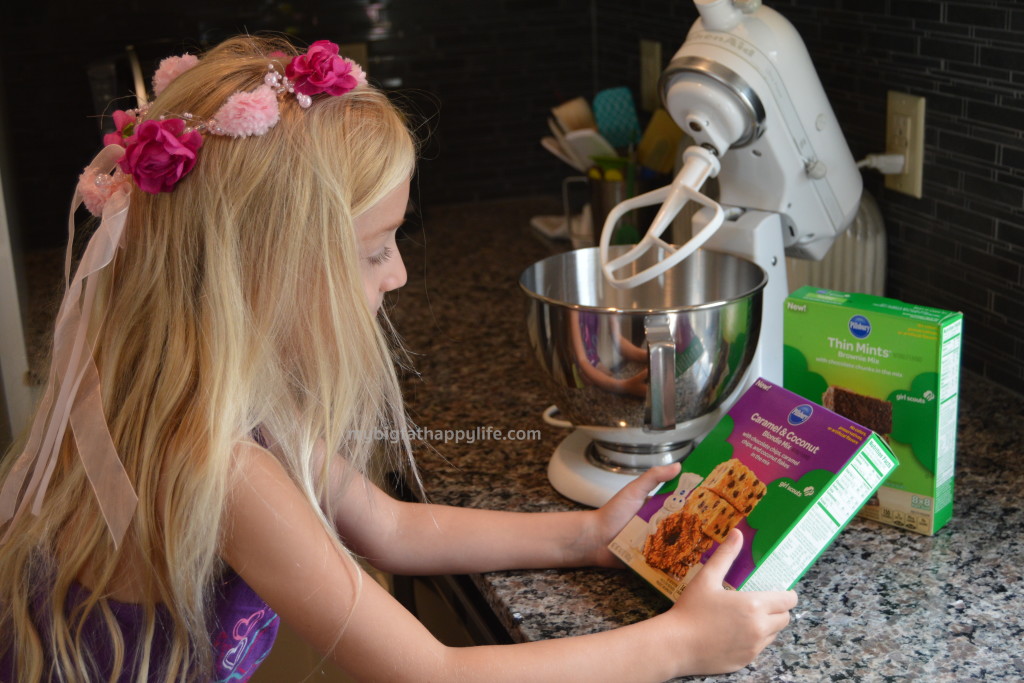 Why You Should Let Your Child Help in the Kitchen #FavoritesInAMix #ad | mybigfathappylife.com