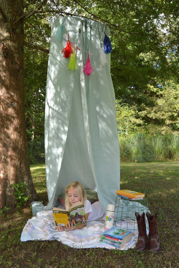 DIY Hula Hoop Tent #FreeToBe (ad) | mybigfathappylife.com