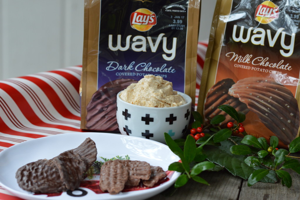 Fluffy Peanut Butter Dip with Chocolate Wavy Lays #SweetnSaltyHoliday #ad | mybigfathappylife.com