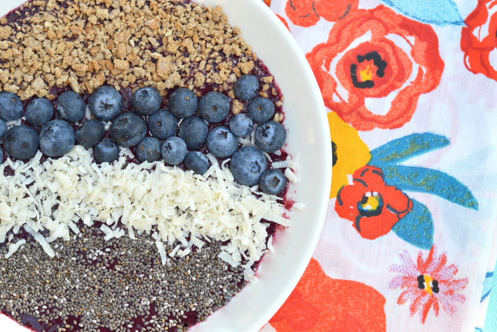 Blueberry Coconut Smoothie Bowl-003