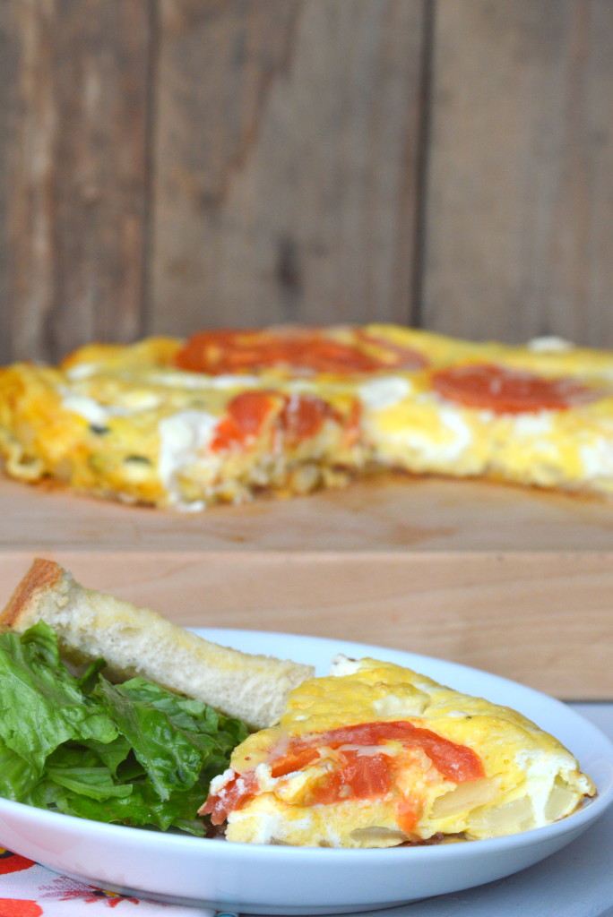 This Frittata is delicious vegetarian breakfast for dinner option | mybigfathappylife.com