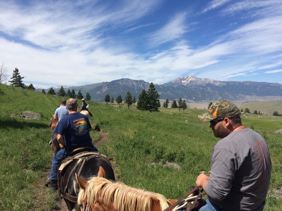 Horseback Riding / Trail Riding near Yellowstone National Park in Gardiner, MT ...