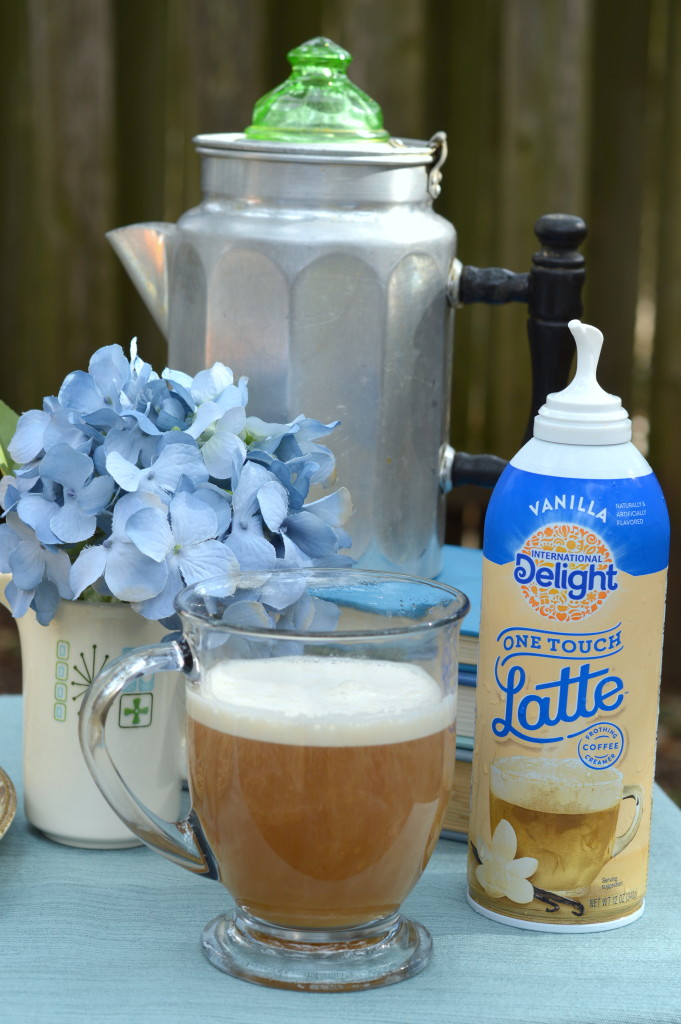 How to Make a Latte in 3 Easy Steps at home with no complicated machine #LatteMadeEasy #ad | mybigfathappylife.com