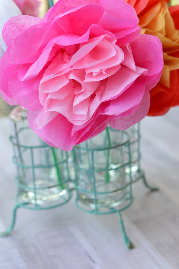 Make your mom a special gift, a bouquet of tissue paper flowers, for Mother's Day including DIY, easy to follow directions. #MakeHerMothersDay #ad