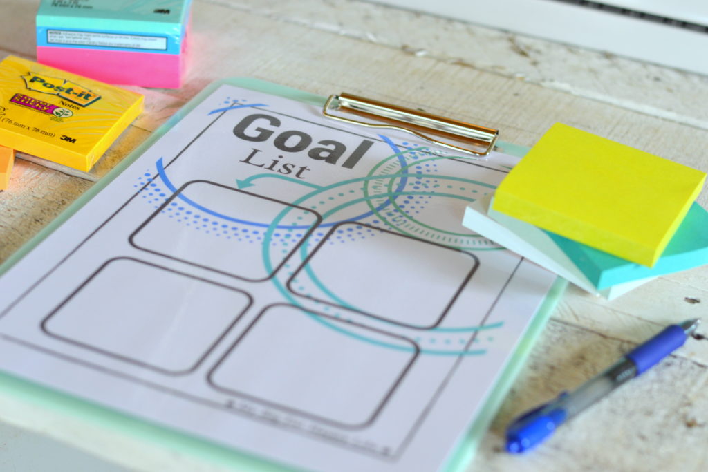 DIY Goal Organizer for Back to School #BackToSchoolGoals #ad | mybigfathappylife.com