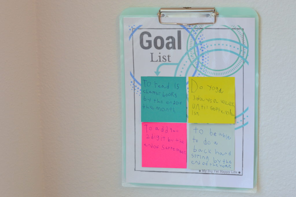 DIY Goal Organizer for Back to School #BackToSchoolGoals #ad | mybigfathappylife.com