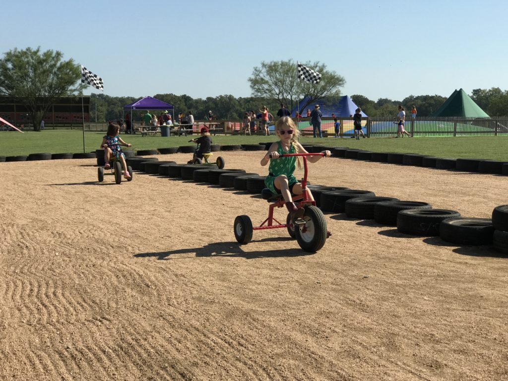 Barton Hill Farms Fall Festival and Corn Maze - Austin, TX | mybigfathappylife.com