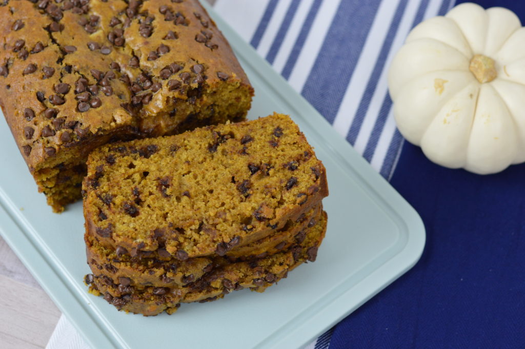 Chocolate Chip Pumpkin Bread, delicious recipe for fall | mybigfathappylife.com