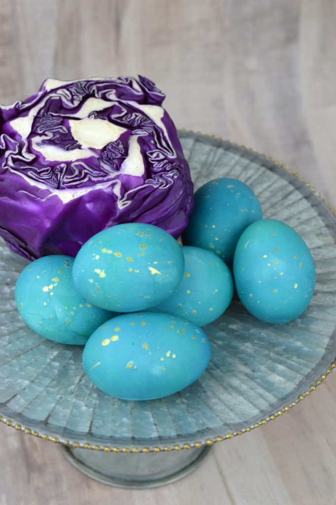 Easy natural dye for beautiful blue Easter eggs using red cabbage.