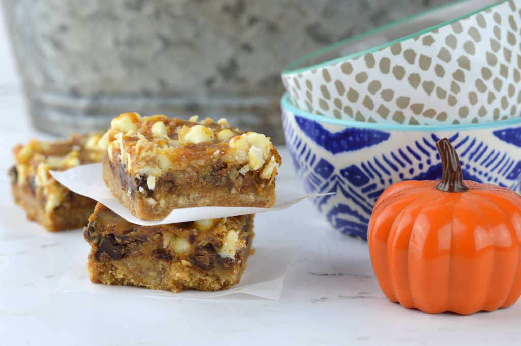 These Pumpkin 7 Layer Bars are ridiculously easy to make and a delicious fall treat!