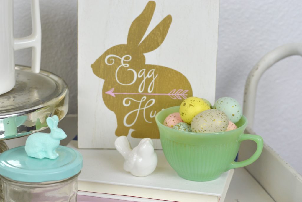 Simple tips to help you create a beautiful Easter vignette in your home.