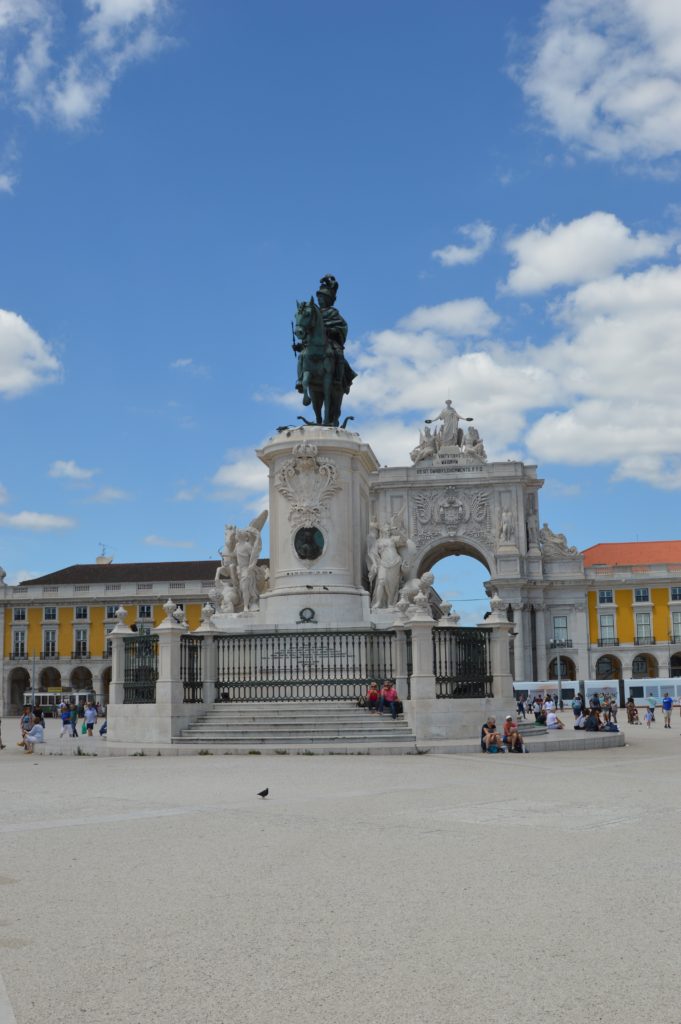 Planning a cruise with a port stop in Lisbon, Portugal?  Here’s my travel guide that covers the best things to do, places to see, and where to eat in Lisbon.