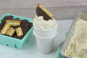 Creamy, chocolatey and marshmallowy this Moon Pie Ice Cream is easy to make and a great way to cool off this summer!
