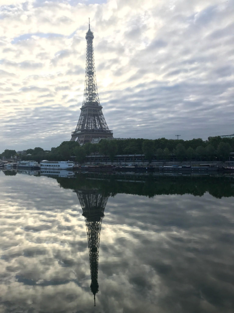 Are you looking for the perfect 4 days in Paris itinerary?  Well, I've got you covered! Plus bonus ideas of places to day trip to from Paris if you decide to spend more than 4 days in the city.