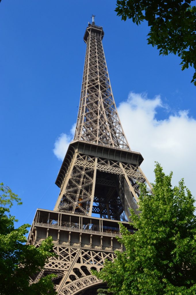 Everything you need to know before your family trip to Paris, France.  All the tips on things to do with kids in Paris including what to see, museums, parks, and more.